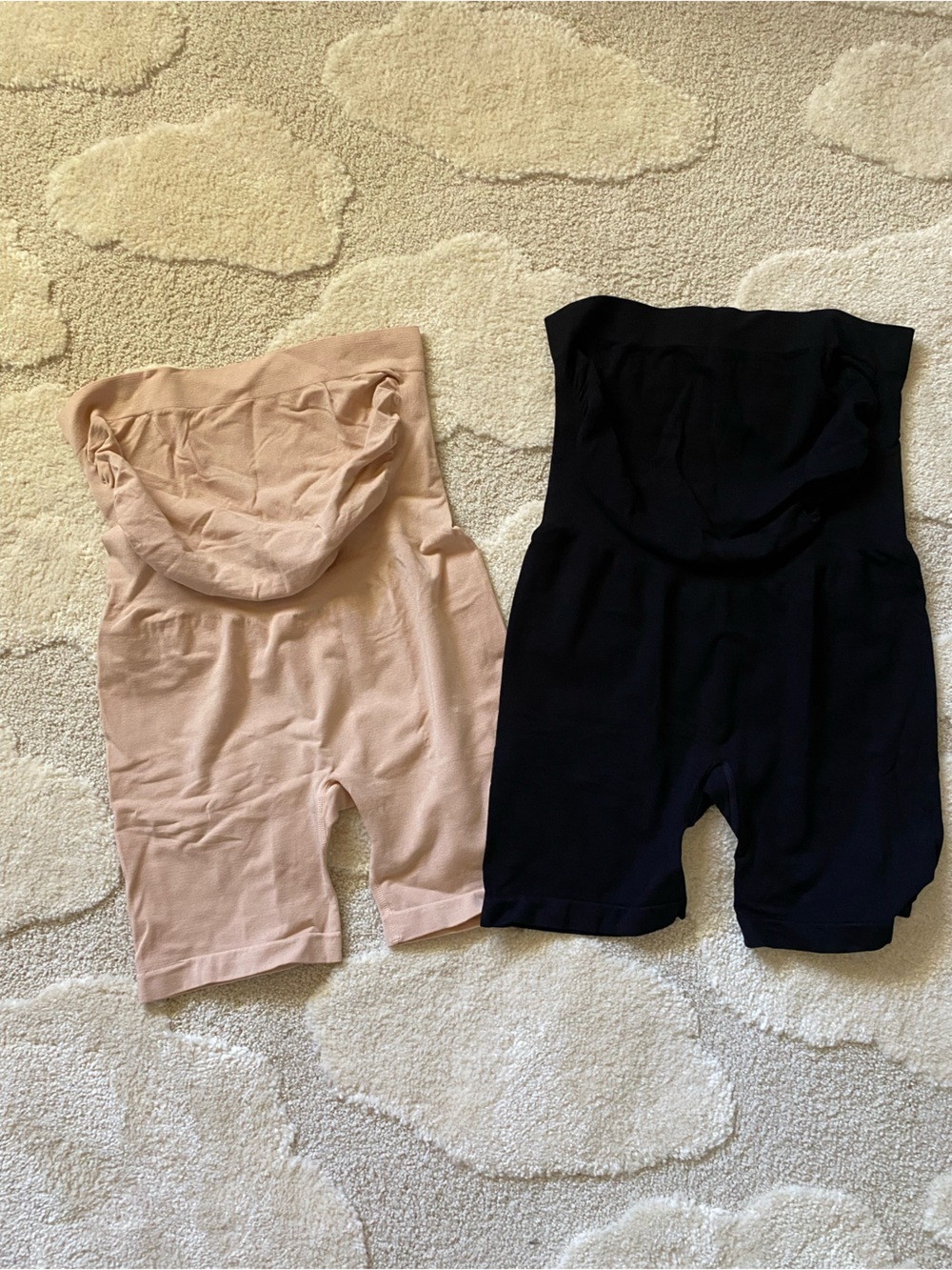 Kindred Bravely Seamless Shapewear Shorts - Black & beige